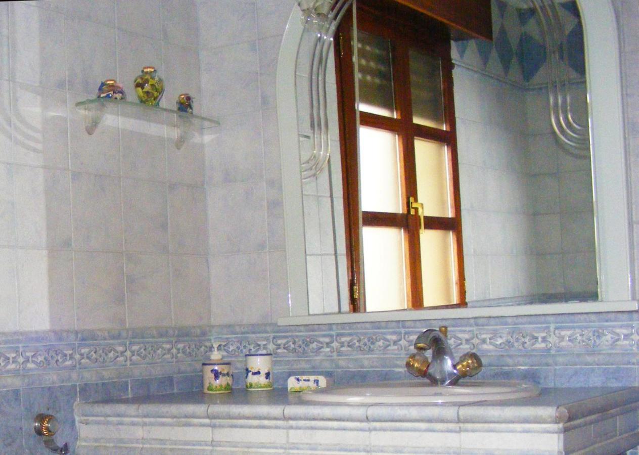 Casa Antuna Lecenes Castiello 外观 照片